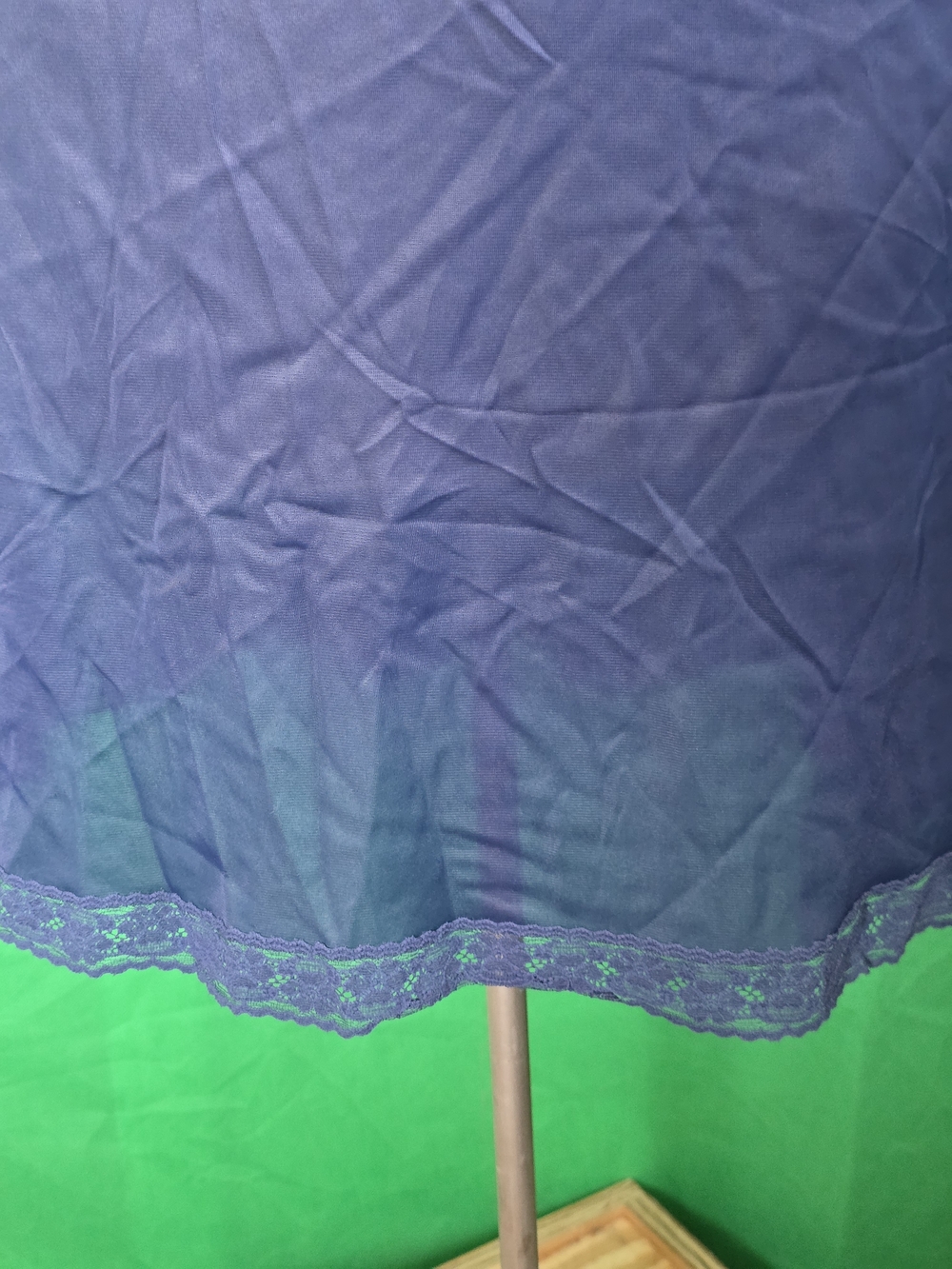 Vintage Vanity Fair  Nylon Antron III Slip Dress 34L Blue Lace Trim Romantic - Picture 4 of 14